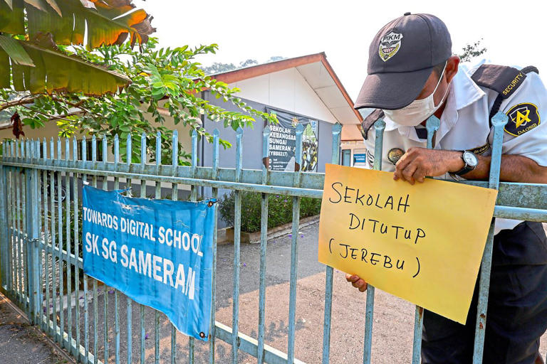 Haze: Schools to close if API exceeds 180 or remains above 150 for three days