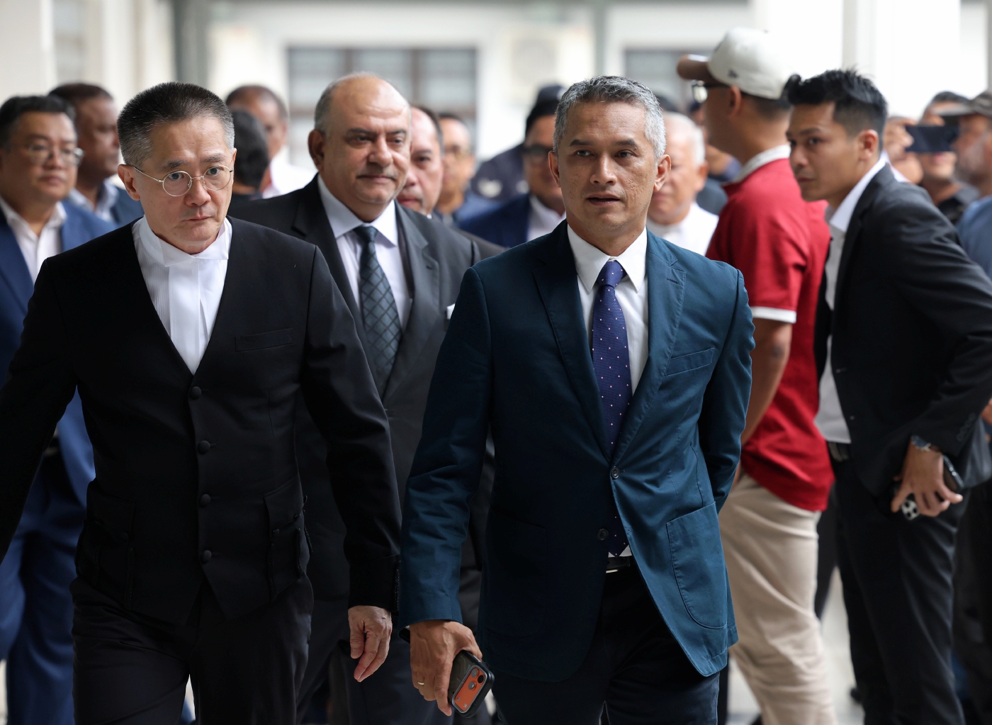 Ex-cop seeks A-G's intervention over 2015 assault complaint against Shuhaily