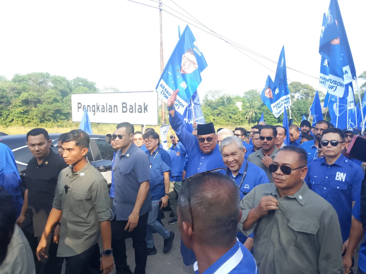 “Mana Lagi… Melaka Ler” Dan “Kita Geng Biru” Gegarkan Tanjung Bidara