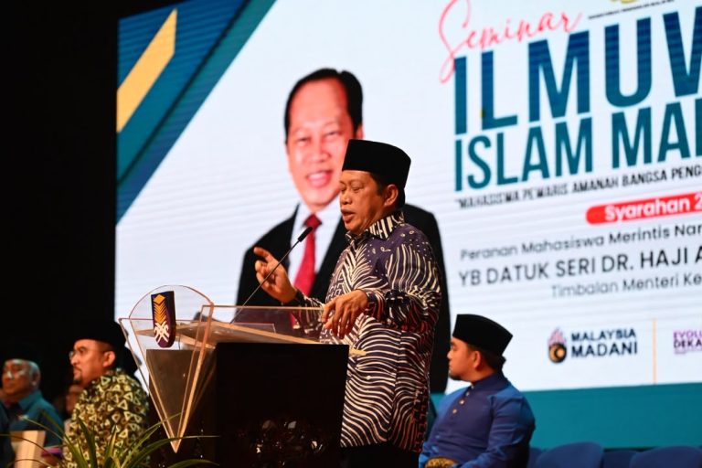Mahasiswa Perlu Perkasa Ilmu Dan Kemahiran – Ahmad Maslan