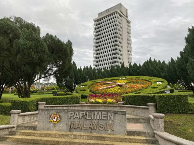 Agong Perkenan Tujuh Akta Diluluskan Pada Sidang Parlimen Lepas