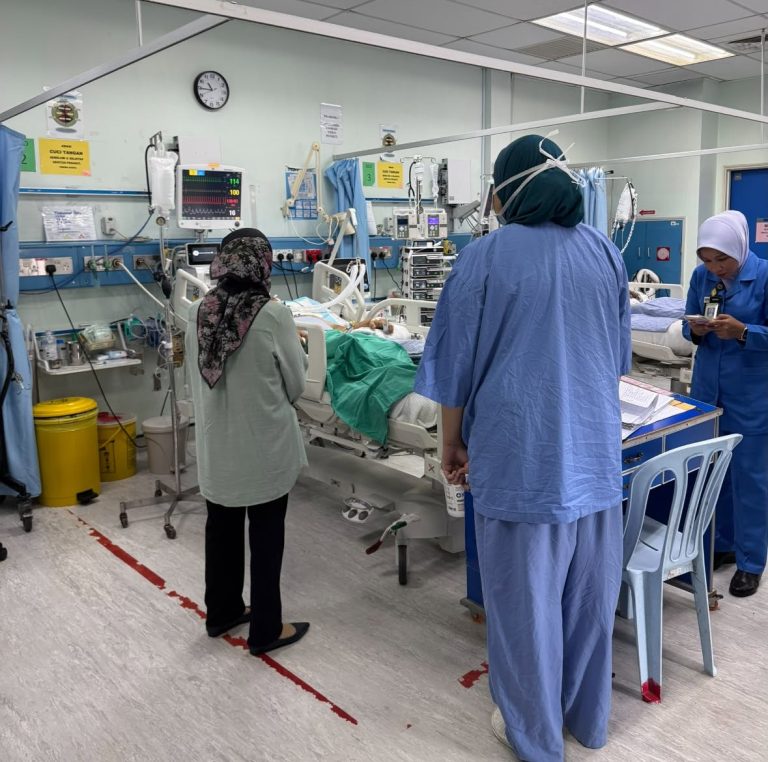 S. Leza Buktikan Keprihatinan, Terus Dekati Masyarakat Pilah